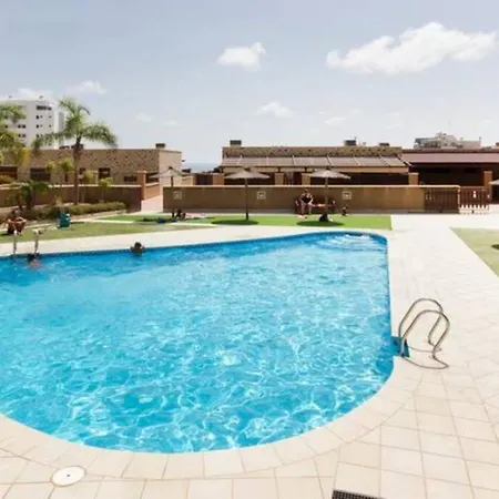 Piso De Lujo En Urbanizacion En Arenales Del Sol Apartment Exterior photo